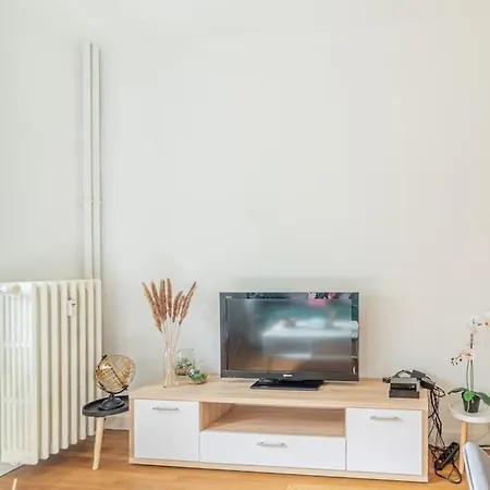 Zenbnb / Safari / 3 Personnes / 5 Secondes Du Tram Apartment *